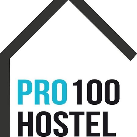 Pro100Hostel Murmansk Exterior photo